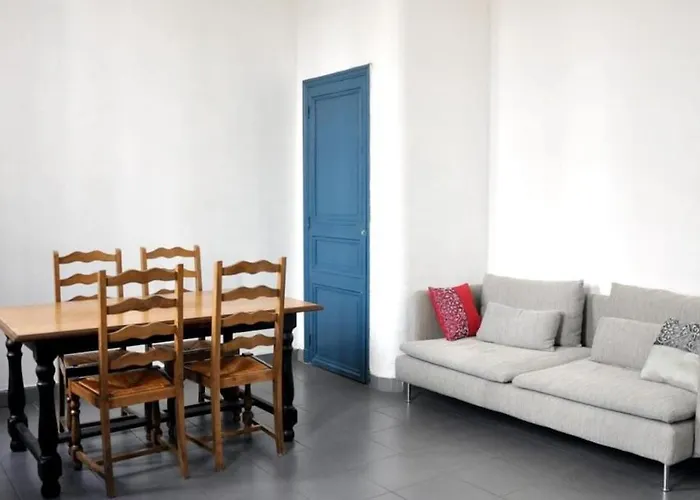 Spacieux Appartement T4 Avec Cours Privee