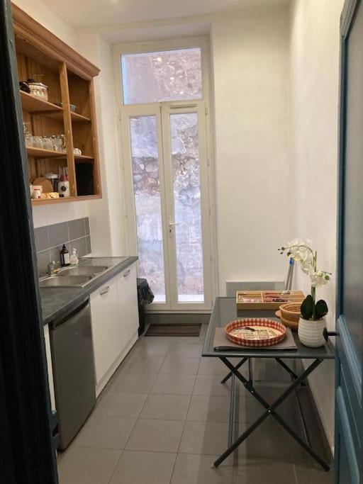 Spacieux T4 Avec Cours Privee Apartment *