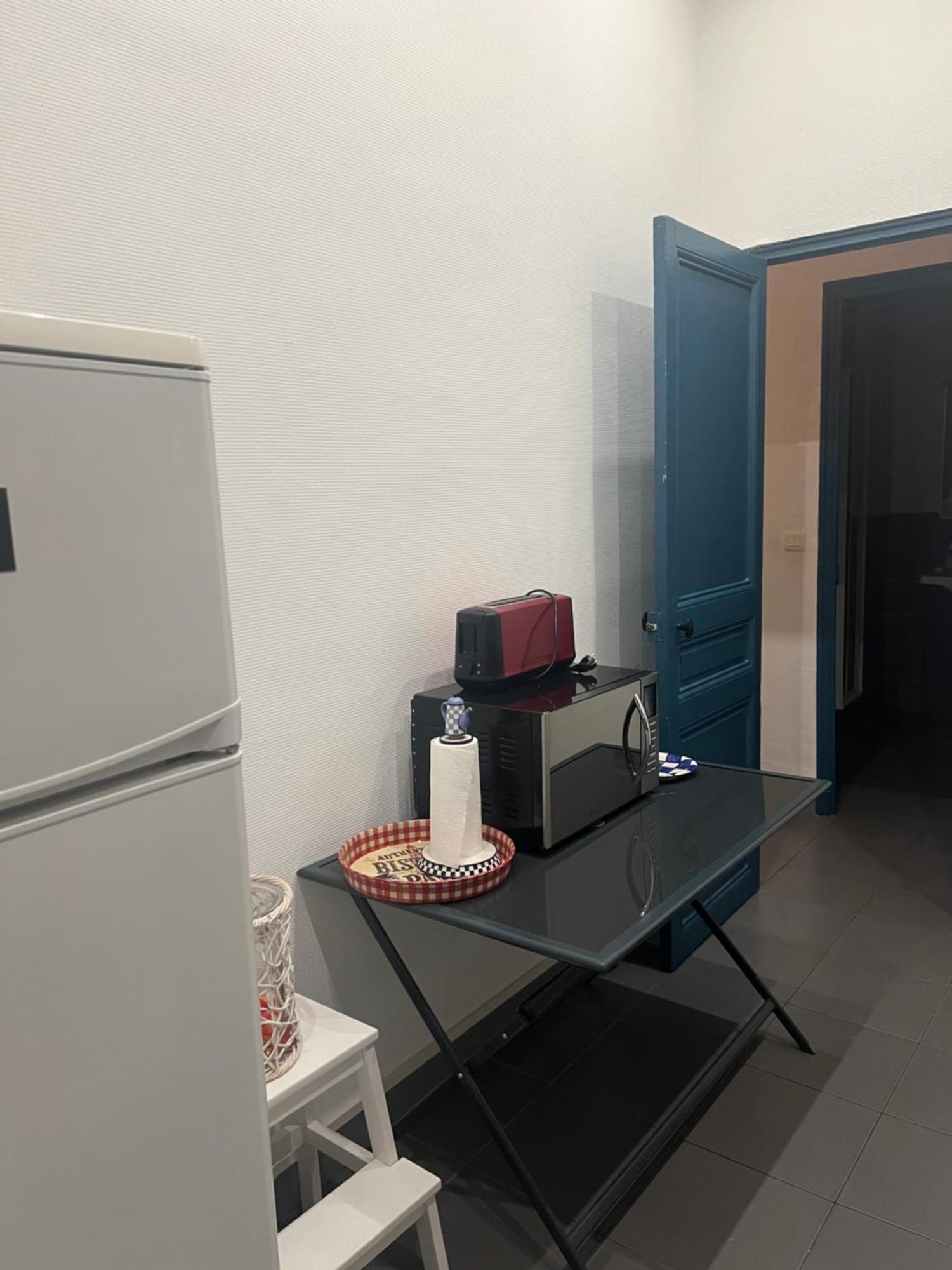 Apartment Spacieux T4 Avec Cours Privee Marseille