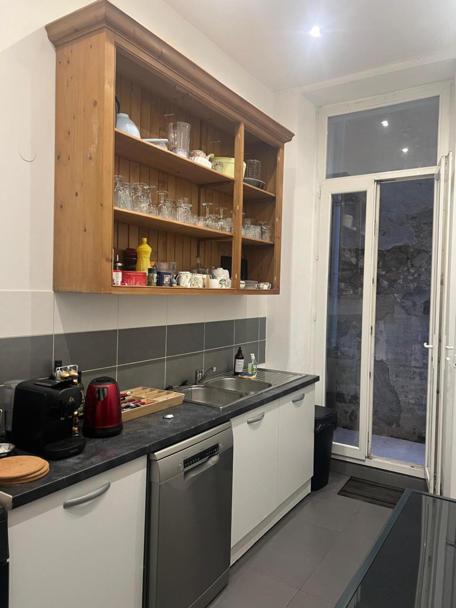 Spacieux T4 Avec Cours Privee Apartment